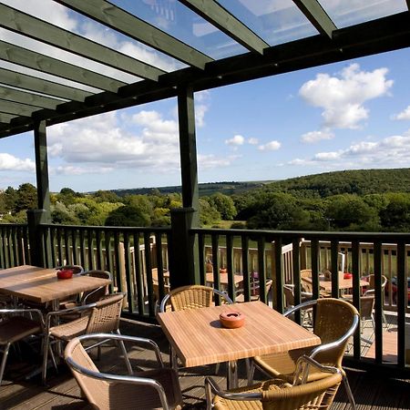 County Arms Truro Exterior foto